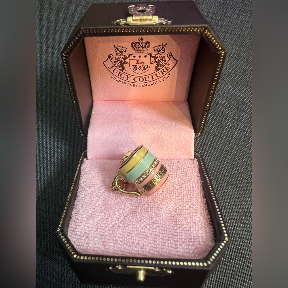 Juicy Couture Hot Coco Charm